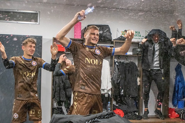 隊的比賽中 隊的比賽中